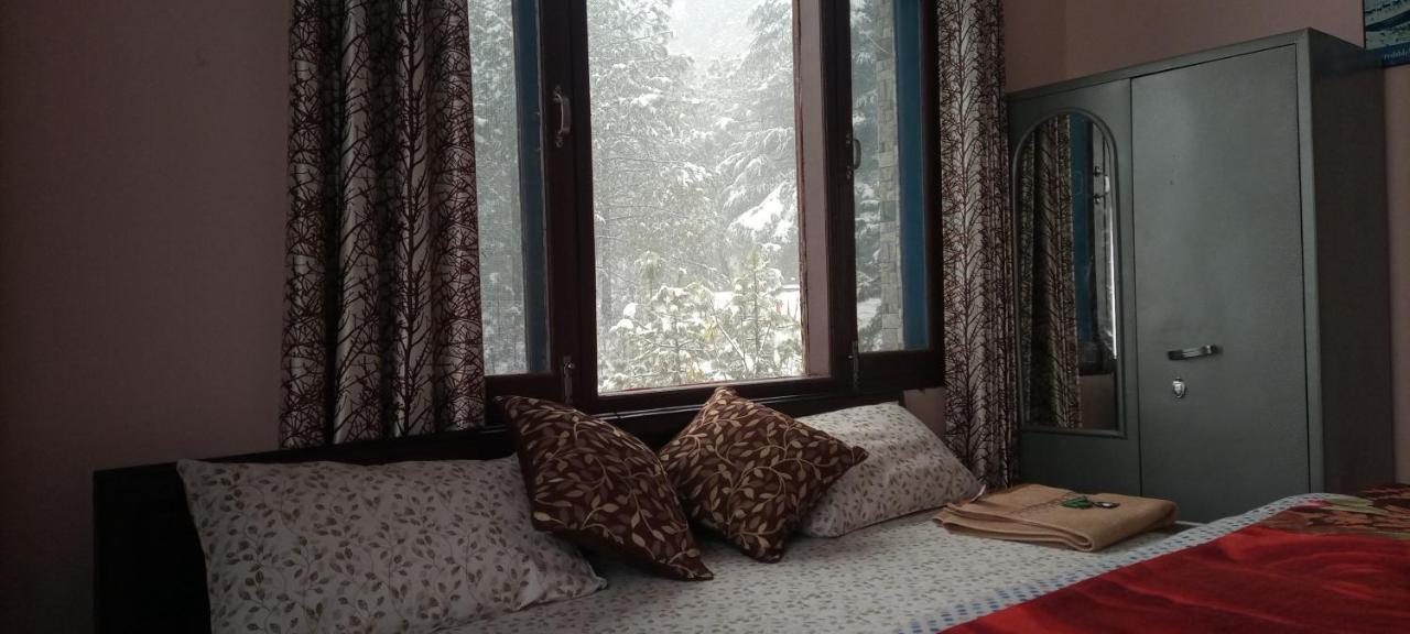 Thakur Homes- Couple And Family Friendly Homestay 심라 외부 사진