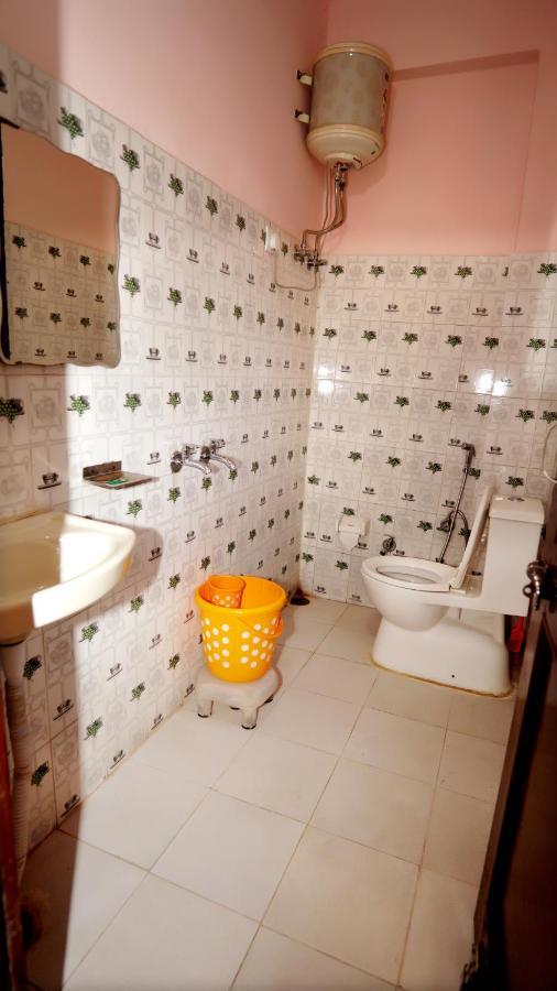 Thakur Homes- Couple And Family Friendly Homestay 심라 외부 사진