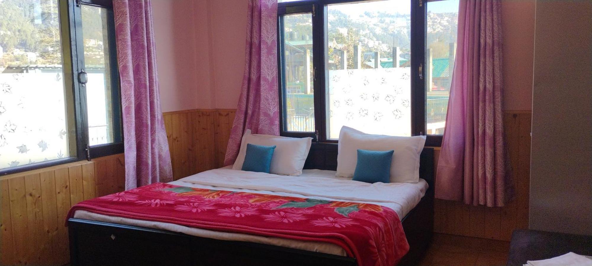 Thakur Homes- Couple And Family Friendly Homestay 심라 외부 사진