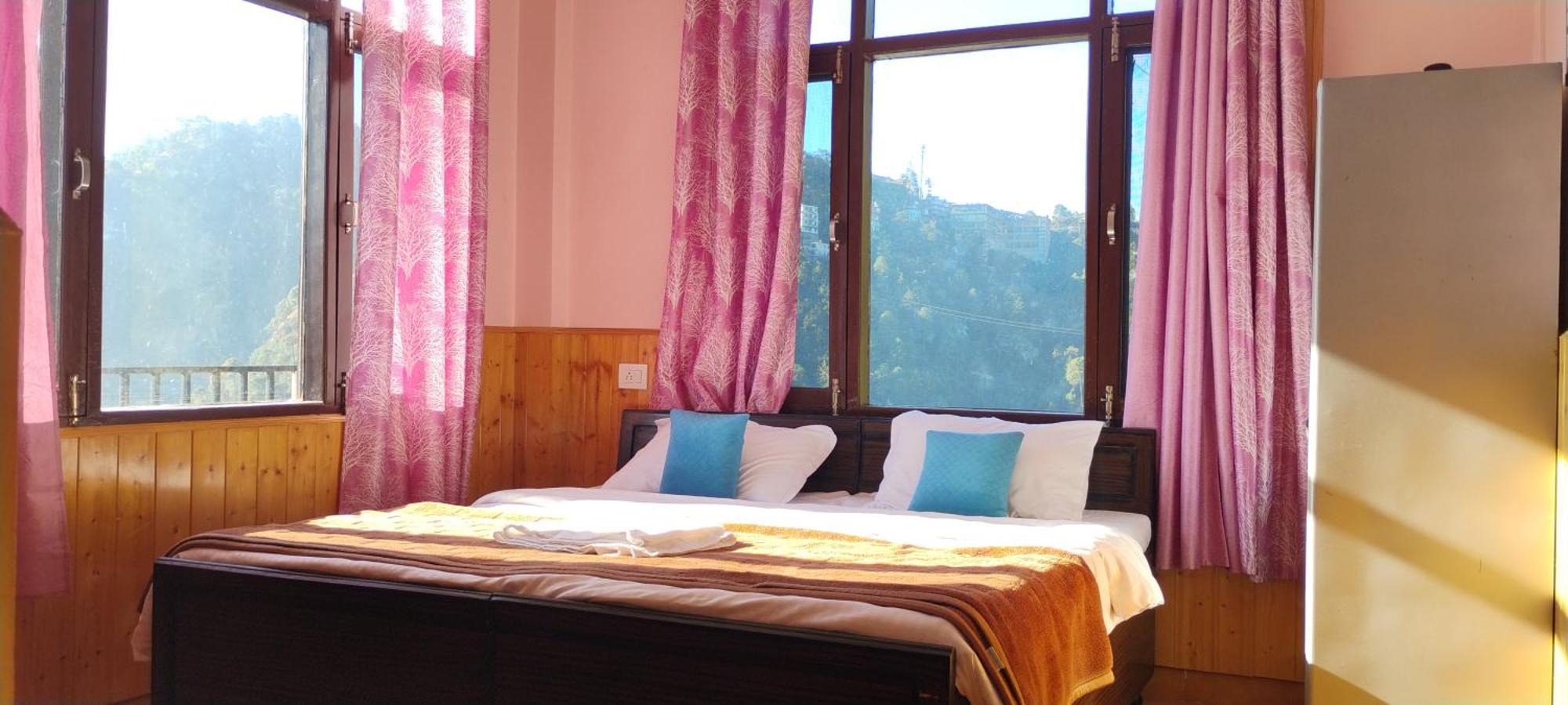 Thakur Homes- Couple And Family Friendly Homestay 심라 외부 사진